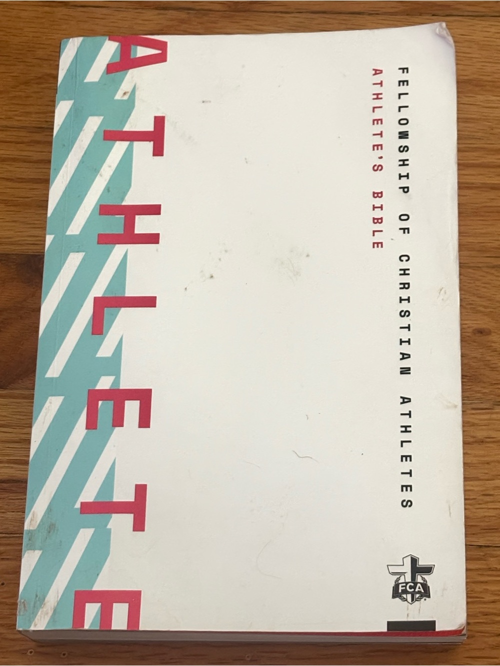 FCA Athletes Bible NLT Fellowship of Christian Athletes 2020 Holman Sports Bible